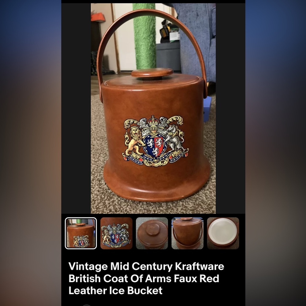 Vintage Midcentury Kraftware Insulated Ice Bucket. Lid and Handle. EUC